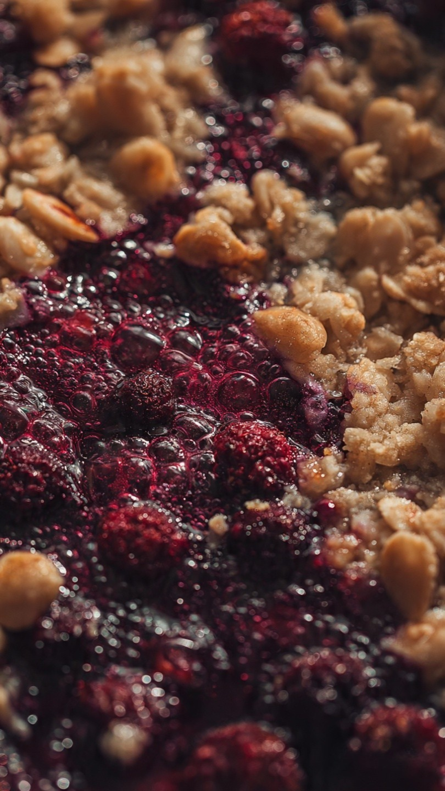 Berry Almond Crumble